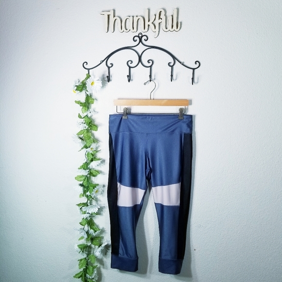 EUC🔥 Reebok x FACE Stockholm Leggings - Picture 3 of 8